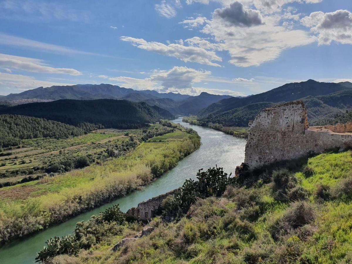 Casa En La Valleta Ginestar Bagian luar foto